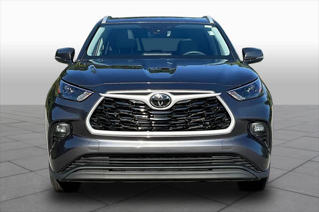 Certified Used 2024 Magnetic Gray Metallic Toyota XLE image 38