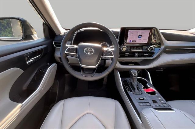 Certified Used 2024 Magnetic Gray Metallic Toyota XLE image 40