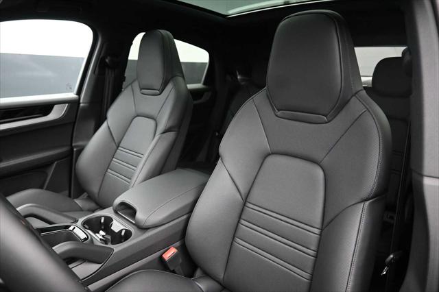 2026 Porsche Cayenne Unknown