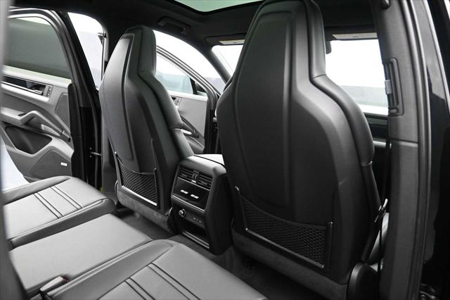 2026 Porsche Cayenne Unknown