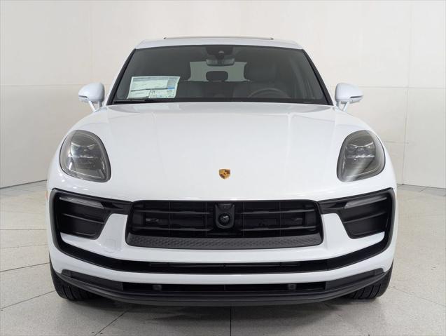 2026 Porsche Macan Unknown