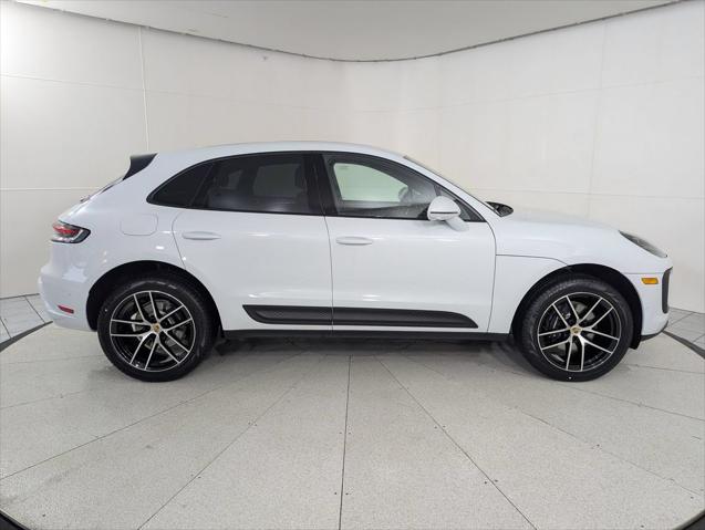 2026 Porsche Macan Unknown