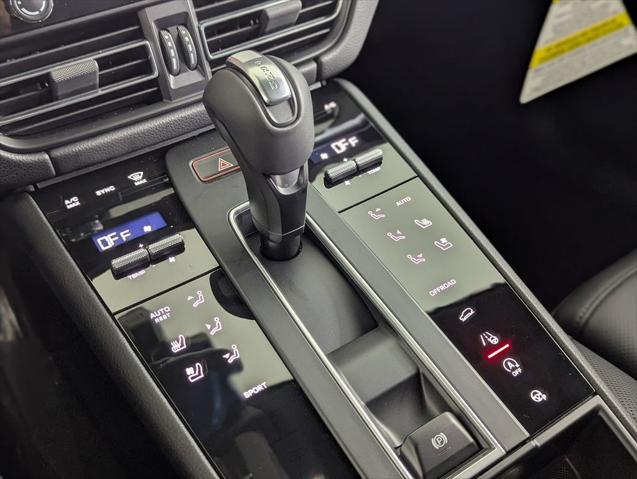 2026 Porsche Macan Unknown
