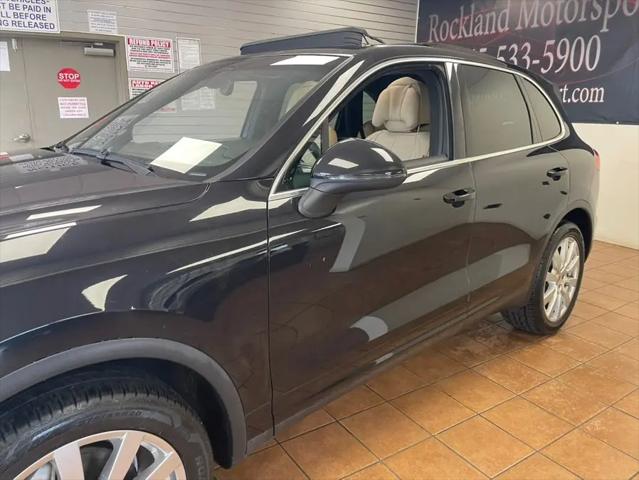 2016 Porsche Cayenne S