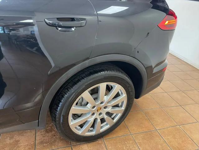 2016 Porsche Cayenne S