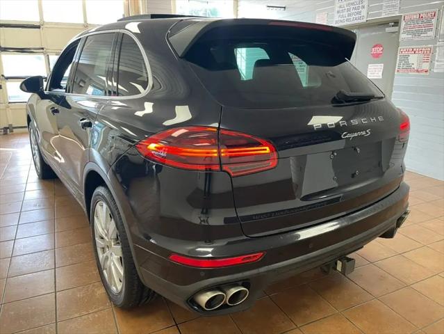 2016 Porsche Cayenne S