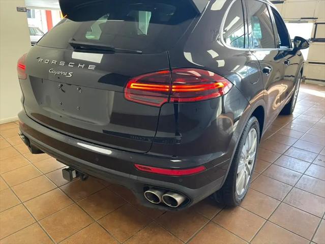 2016 Porsche Cayenne S