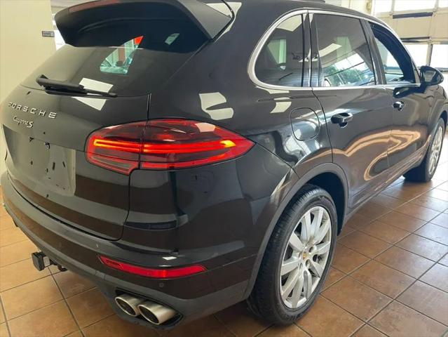 2016 Porsche Cayenne S