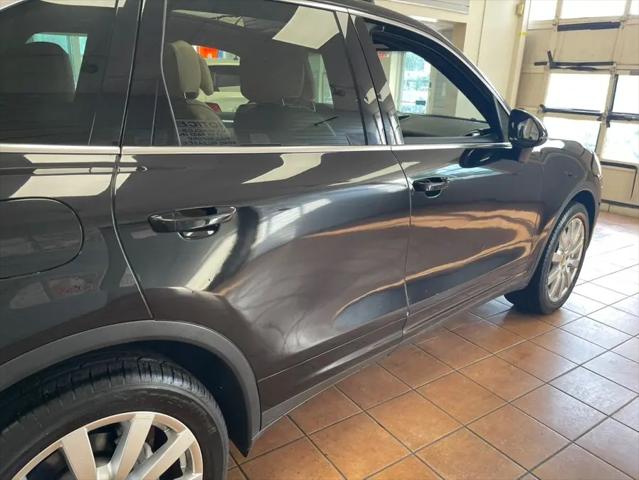 2016 Porsche Cayenne S