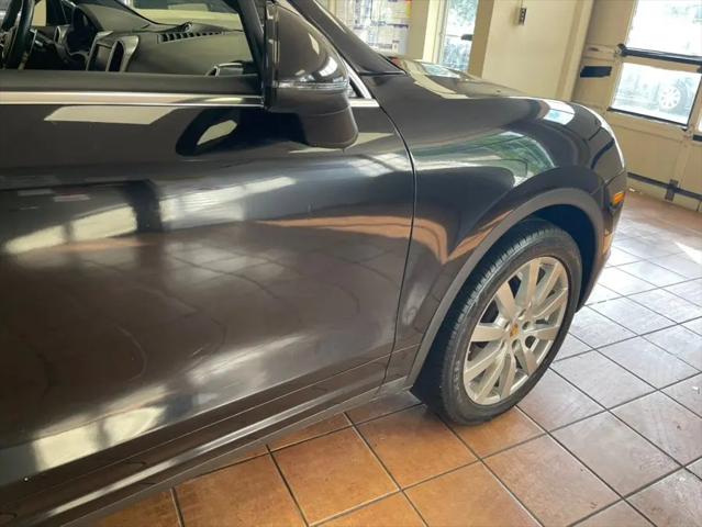 2016 Porsche Cayenne S