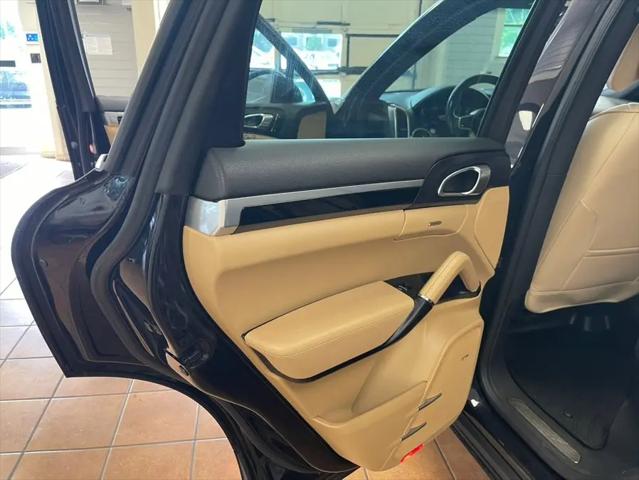 2016 Porsche Cayenne S