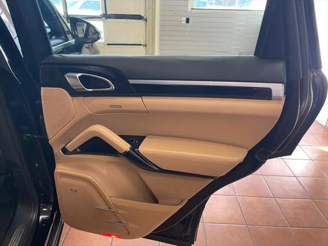 2016 Porsche Cayenne S