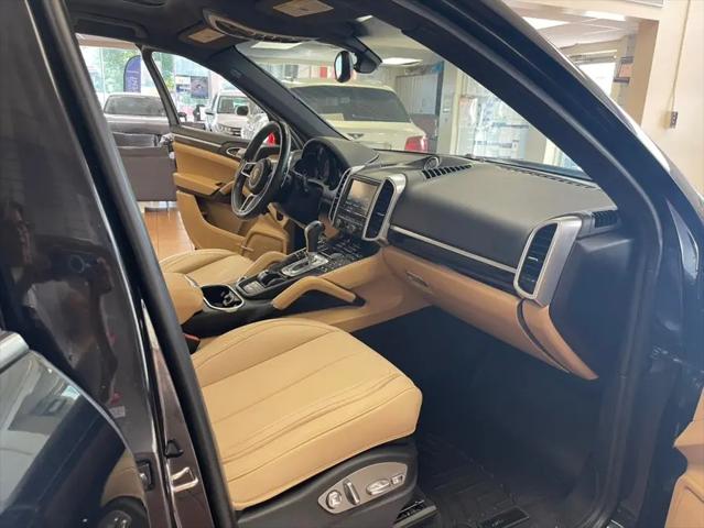 2016 Porsche Cayenne S