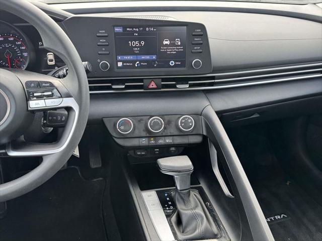2023 Hyundai Elantra SE 2023 Hyundai Elantra SE