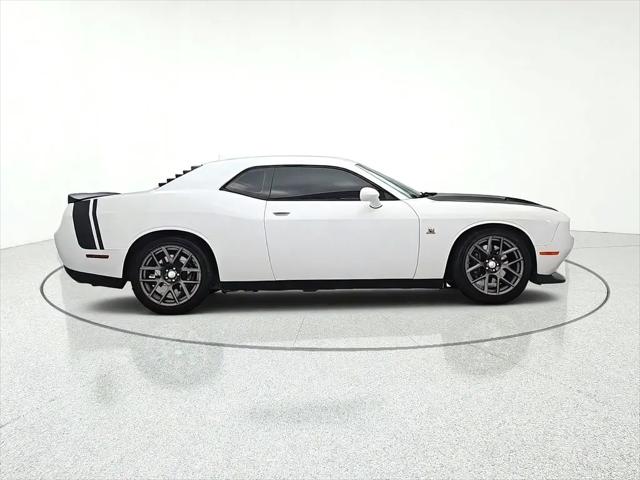 2016 Dodge Challenger R/T Scat Pack
