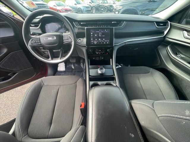 2023 Jeep Grand Cherokee Laredo 4x4 2023 Jeep Grand Cherokee Laredo 4x4