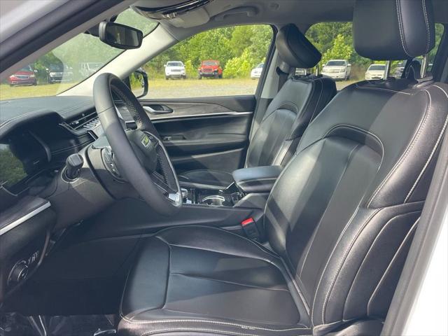 2023 Jeep Grand Cherokee L Limited 4x4 2023 Jeep Grand Cherokee L Limited 4x4