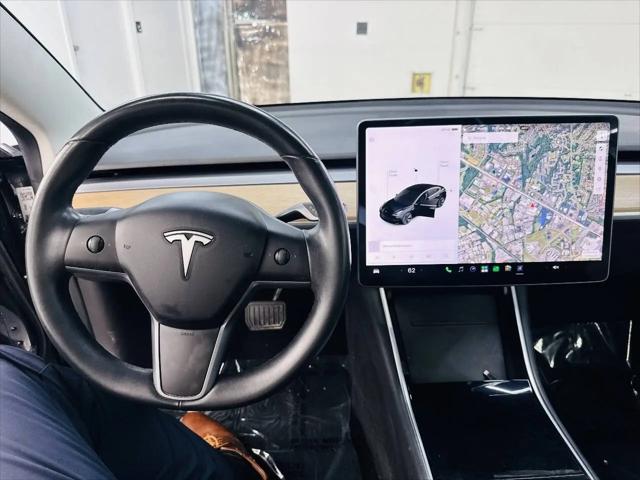 2019 Tesla Model 3 Standard Range Plus