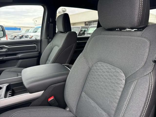 2026 Ram 1500 Big Horn Crew Cab 4x4 57 Box