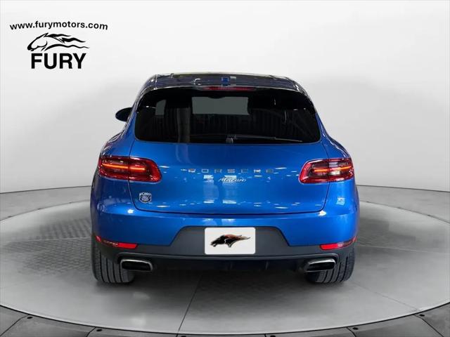 2017 Porsche Macan Macan
