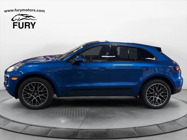 2017 Porsche Macan Macan