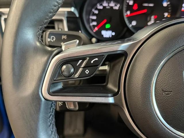 2017 Porsche Macan Macan