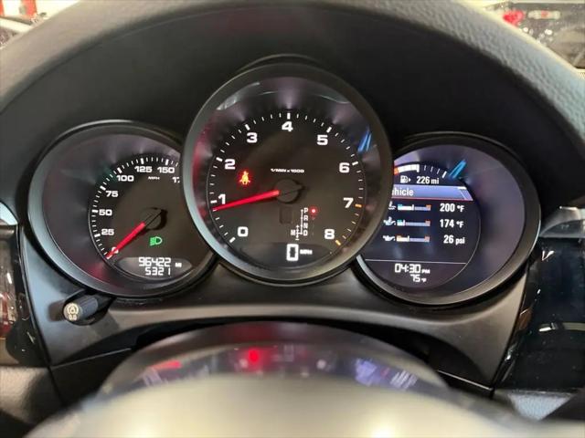 2017 Porsche Macan Macan