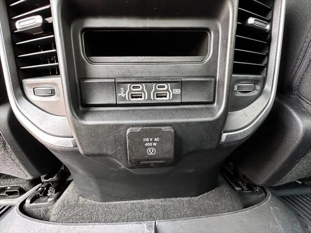 2019 Ram 1500 Big Horn/Lone Star Crew Cab 4x4 57 Box
