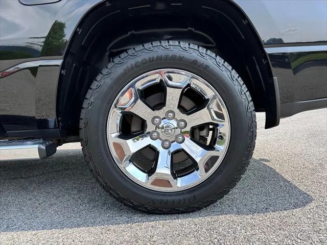 2019 Ram 1500 Big Horn/Lone Star Crew Cab 4x4 57 Box