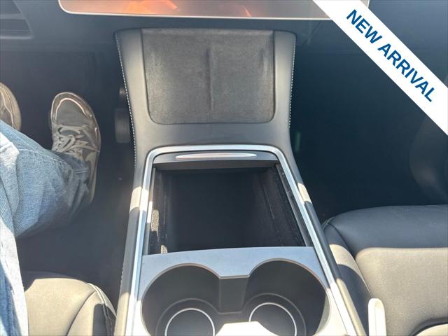 2024 Tesla Model Y Long Range Dual Motor All-Wheel Drive