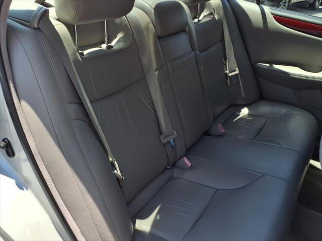 2004 Lexus ES 330 330