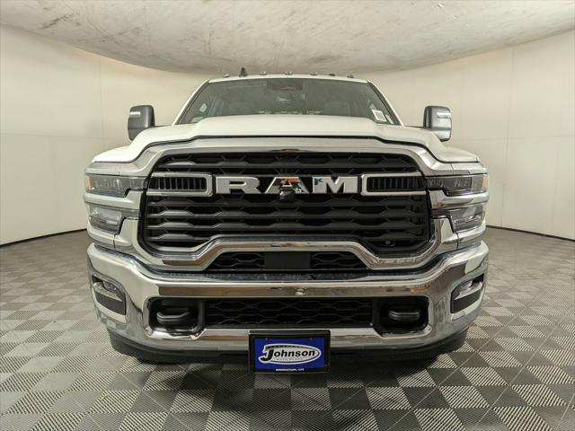 2026 RAM 3500 Chassis RAM 3500 TRADESMAN CREW CAB CHASSIS 4X4 60 CA