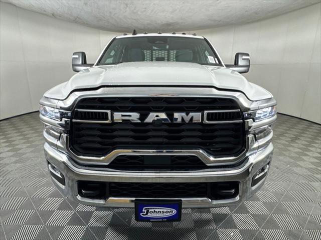 2026 RAM 3500 Chassis RAM 3500 TRADESMAN CREW CAB CHASSIS 4X4 60 CA