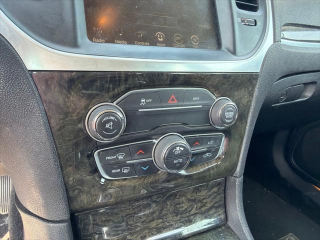 2015 Chrysler 300 AWD
