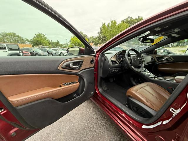 2016 Chrysler 200 C Platinum