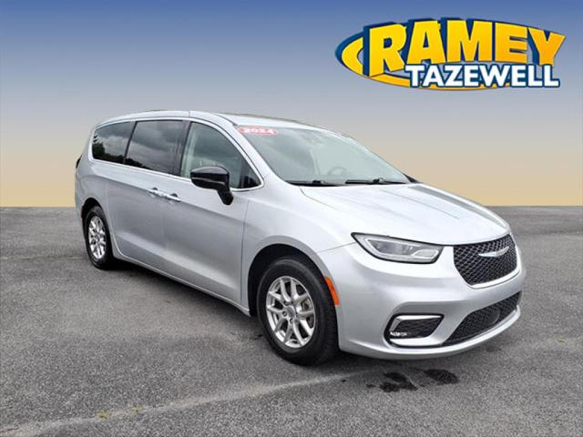 2024 Chrysler Pacifica Touring L 2024 Chrysler Pacifica Touring L
