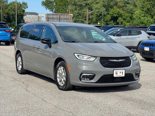 2025 Chrysler Pacifica Select 2025 Chrysler Pacifica Select