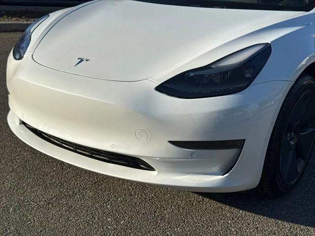 2022 Tesla Model 3 Rear-Wheel Drive