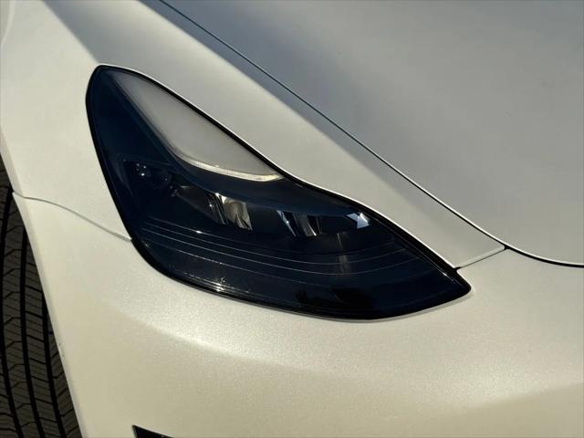 2022 Tesla Model 3 Rear-Wheel Drive