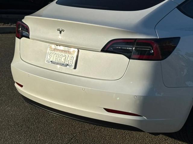 2022 Tesla Model 3 Rear-Wheel Drive