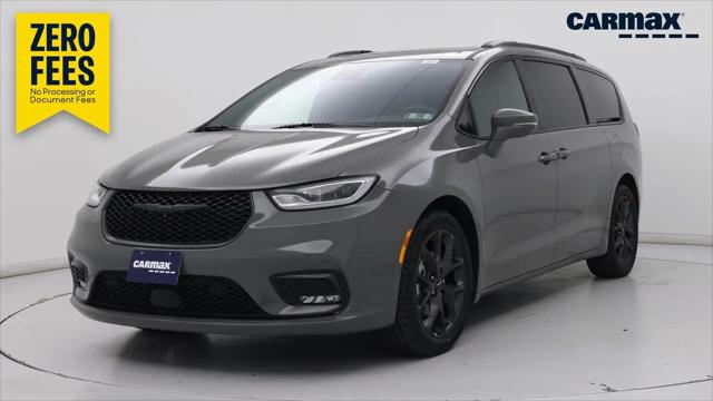 2022 Chrysler Pacifica Limited for sale in Lancaster, PA