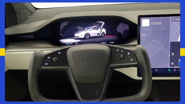 2022 Tesla Model X Plaid Tri Motor All-Wheel Drive