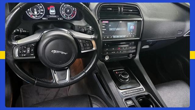 2019 Jaguar F-PACE 30t Prestige