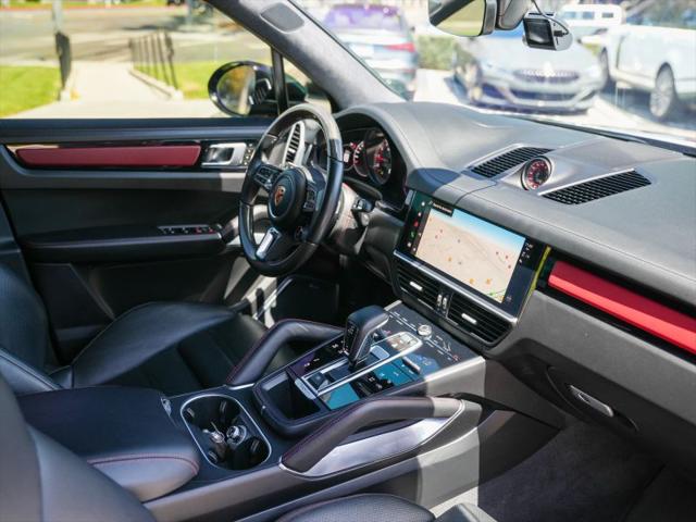 2023 Porsche Cayenne Turbo