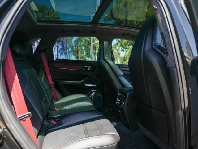 2023 Porsche Cayenne Turbo