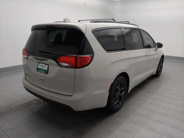 2020 Chrysler Pacifica Touring L Plus