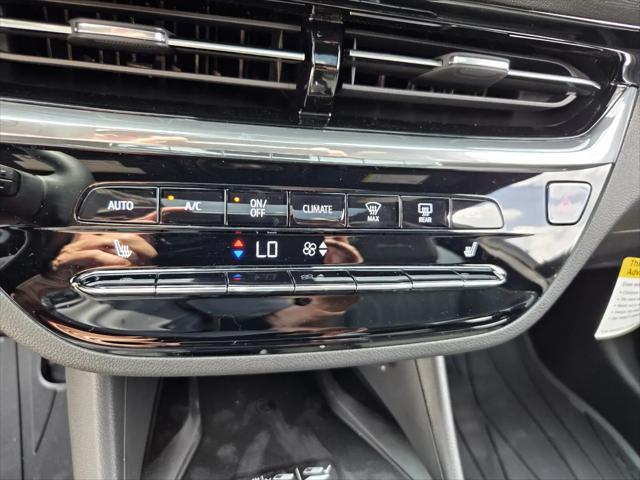 2026 Buick NV Avenir FWD