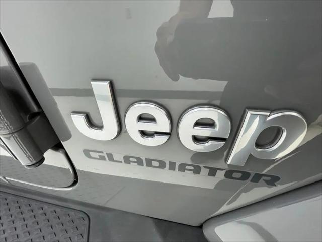 2021 Jeep Gladiator Overland