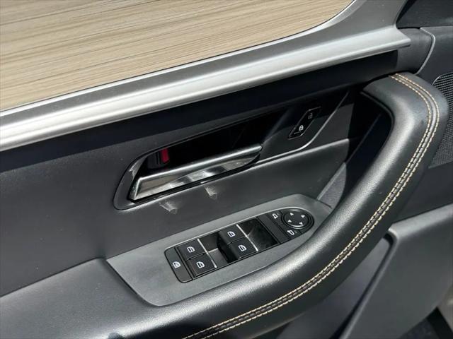 2026 Mazda X-90 3.3 Turbo Preferred