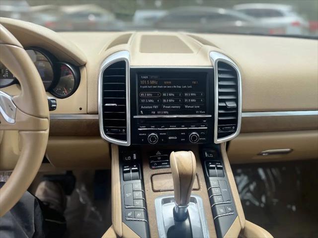 2012 Porsche Cayenne Cayenne